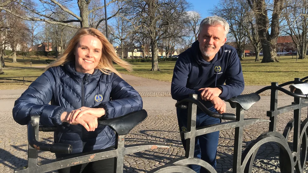 RF-Sisu Östergötlands ledare Ulrika Smith Svenstedt och Hans Wetterhall menar att det är på väg framåt med jämställdheten inom idrotten. Det är de små handlingarna som ska visa vägen ytterligare framåt.