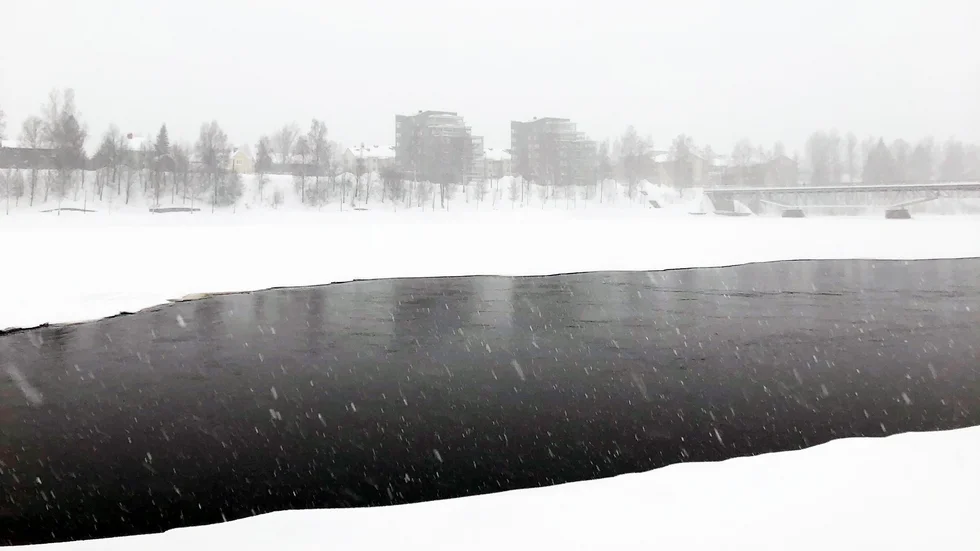 Bild tagen vid älven i fredags förra veckan. 