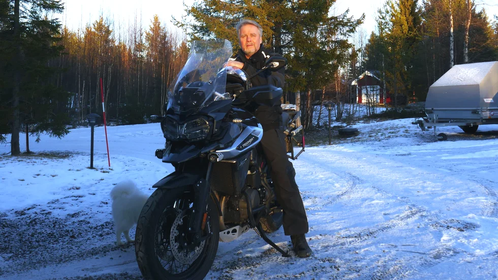 Rolf Skoog är 54 år och bosatt i Jävre. Han tog motorcykelkortet 2005. "Det var min 40-årspresent att jag skulle ta det", berättar han.