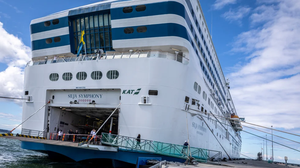 Silja Symphony kunde till slut lägga till i Visby.