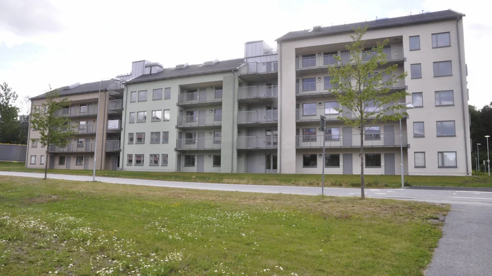 Vid Marieberg fick man locka med presentkort på 16 000 för att fylla de nya lägenheterna