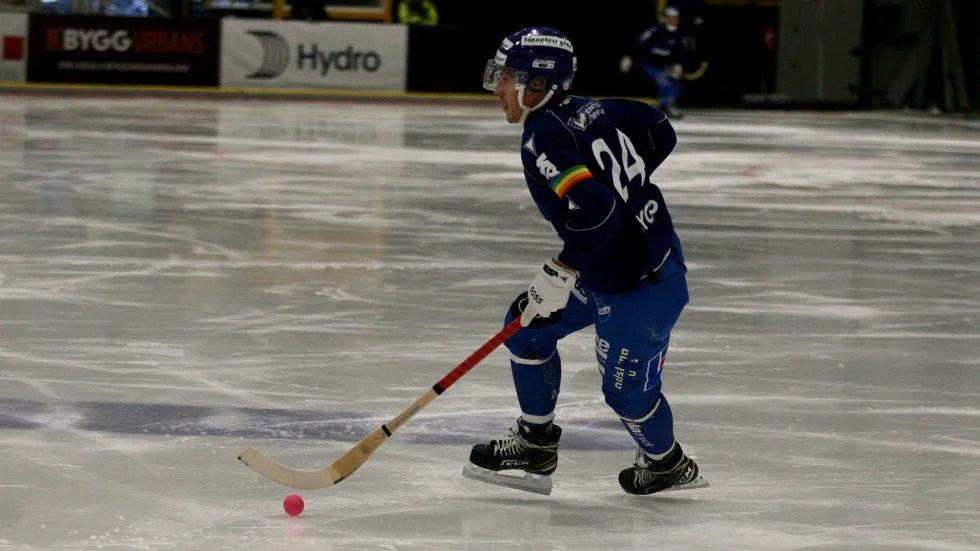 IFK Motala möter Västerås SK i Svenska cupen och vi liverapporterar.