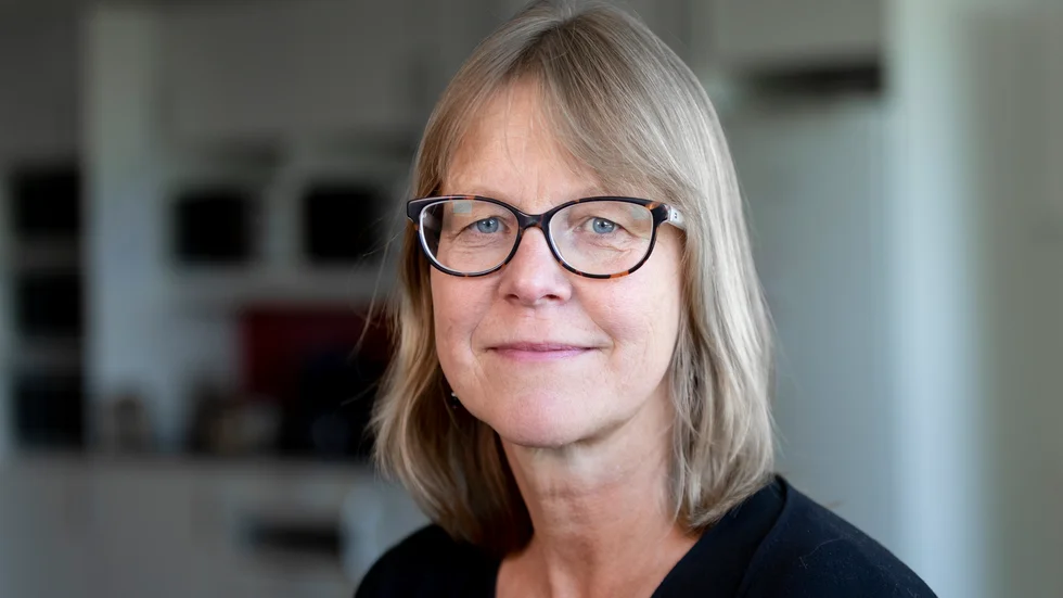 Målet är att arbetet med att höja språkkunskaperna i äldreomsorgen ska bli enhetligt, långsiktigt och strategiskt, säger Carina Ahlstedt, chef för enheten för kompetensutveckling på Uppsala kommun.