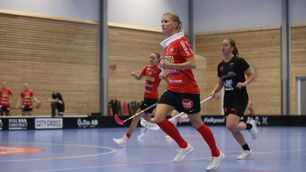Debuten i Storvretatröjan är avklarad för Anna Wijk som satte 4-2-målet i genrepet mot Åkersberga. 