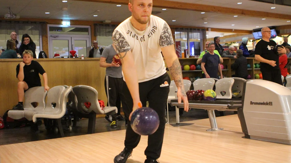 Förra säsongen stoppades Jim Lindströms övergång till KAIK. Men när bowlingsäsongen drar igång i helgen är han spelklar.