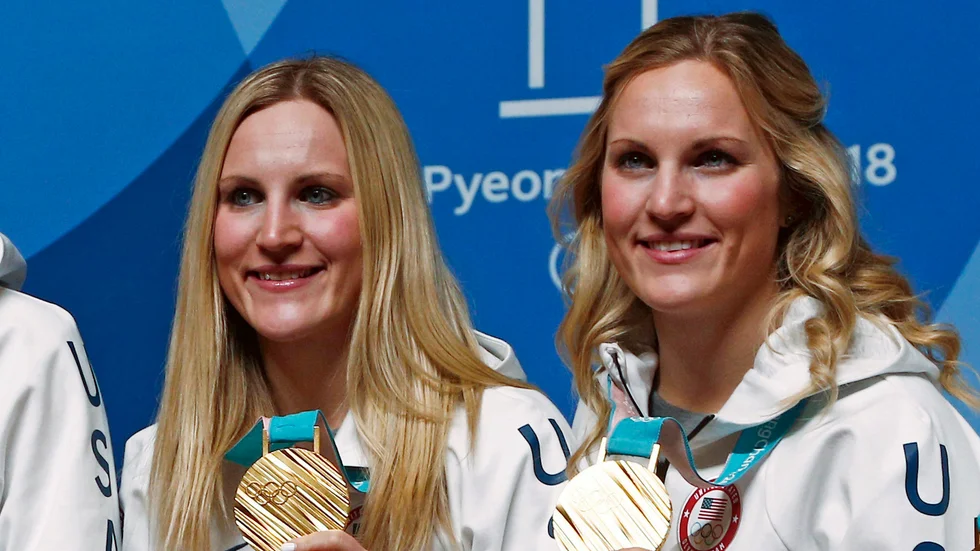 Tvillingarna Lamoureux tackar för sig. Arkivbild.