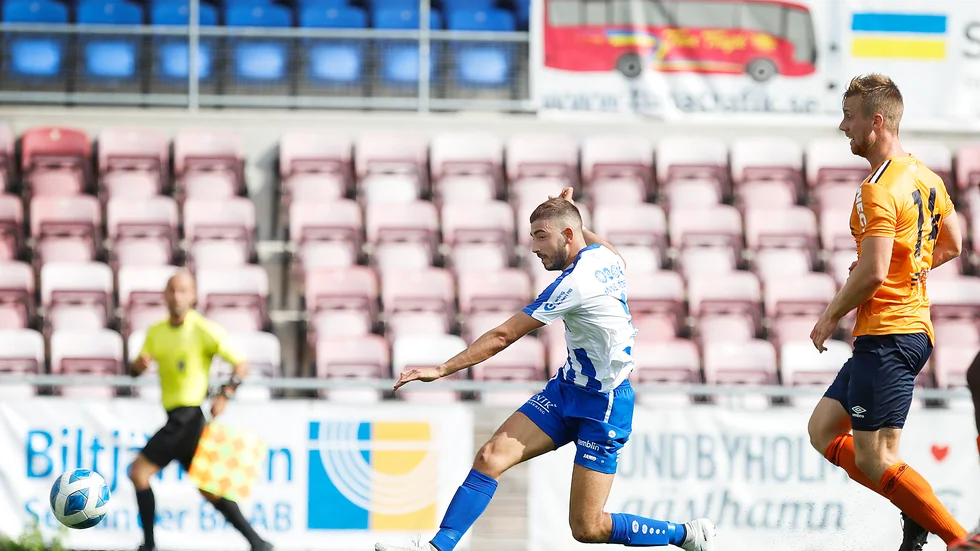 Anfallaren Can Memisoglu hade mängder med chanser men fick till slut in kvitteringen som betydde 2–2. Lördagsmatchen på Tunavallen slutade 3–3.