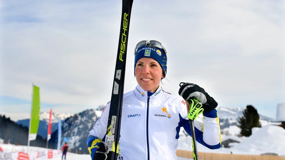 Charlotte Kalla är på bättringsvägen och följer med landslaget till Schweiz. (Arkivbild)