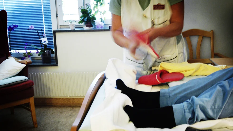 Ovaccinerad personal inom Eskilstuna kommuns hemtjänst och äldreomsorg kan komma att omplaceras, för att skydda de äldsta och sköraste högriskbrukarna.