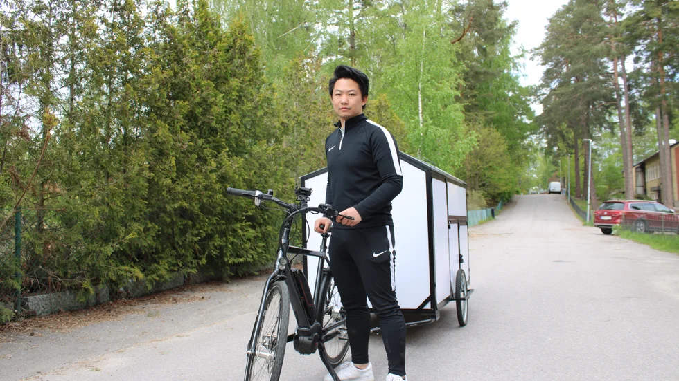 Till hösten ska Linus Fridén börja jobba på arkitektfirmen Tengbom i Linköping. Men han blir kvar i Stockholm. "Jag har min flickvän där så jag ska pendla och jobba på distans. Det har normaliserats under pandemin".