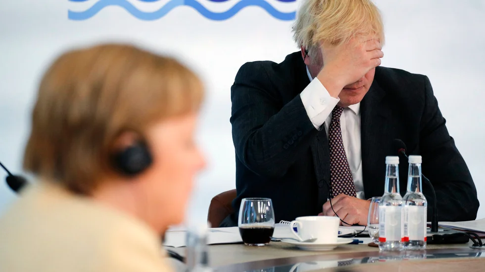 Storbritanniens premiärminister Boris Johnson tillsammans med Tysklands förbundskansler Angela Merkel vid G7-mötet i Carbis Bay, England den 13 juni. I juli möts de båda på nytt.