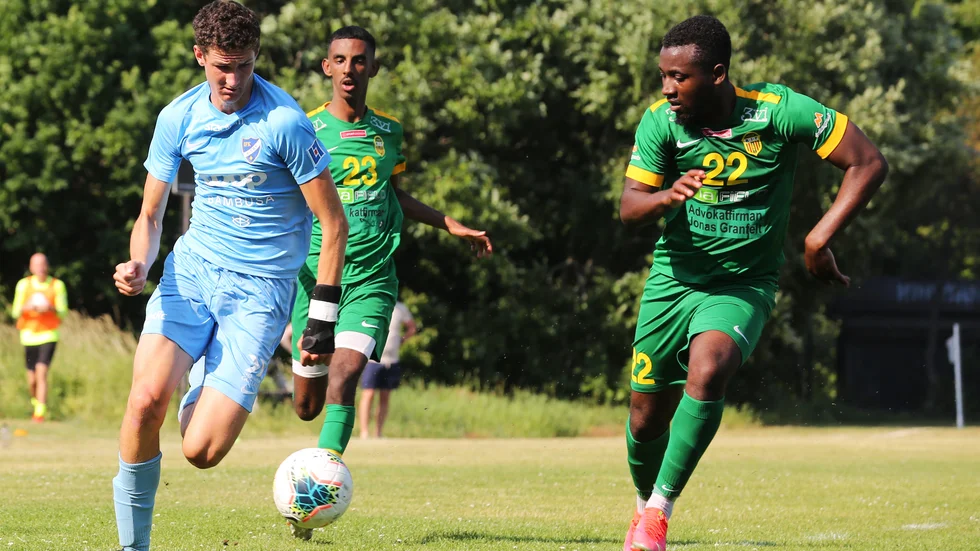 Lucas Malm var det offensiva hotet för IFK Visby, men han fick aldrig hål på Rågsved.