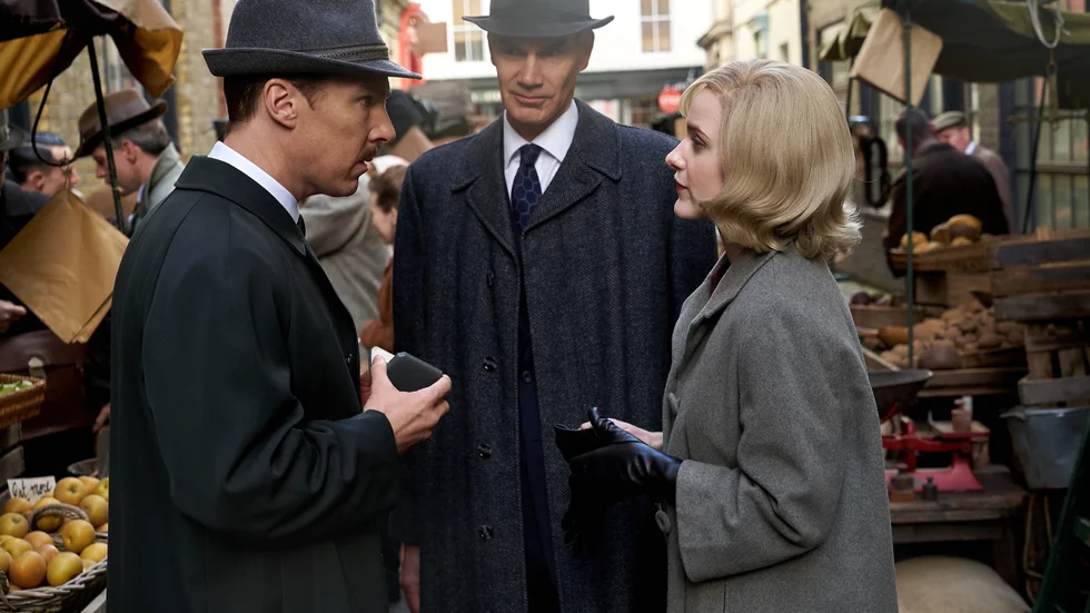 
Benedict Cumberbatch, Merab Ninidze och 
Rachel Brosnahan har hemligt möte i "The courier".