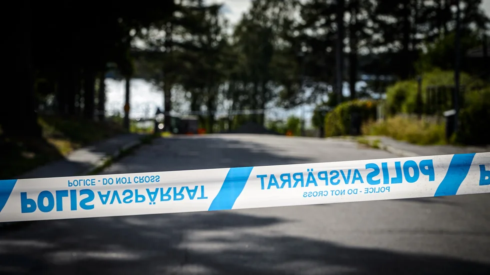 Fyra män åtalas nu för att på olika sätt misstänks varit inblandade i dödsskjutningen på Notviken.