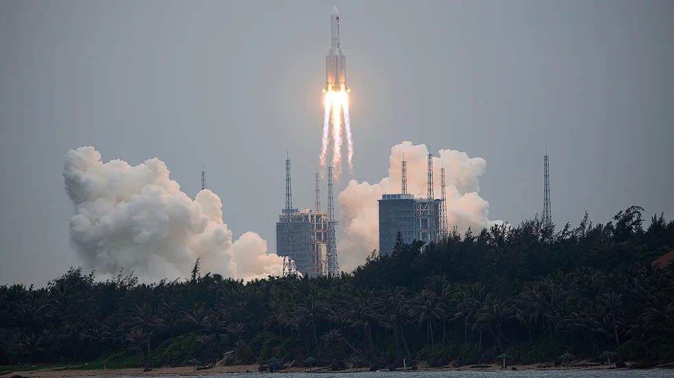 Den kinseiska raketen Chang Zheng 5B sköts upp den 29 april med en modul till en blivande kinesisk rymdstation.