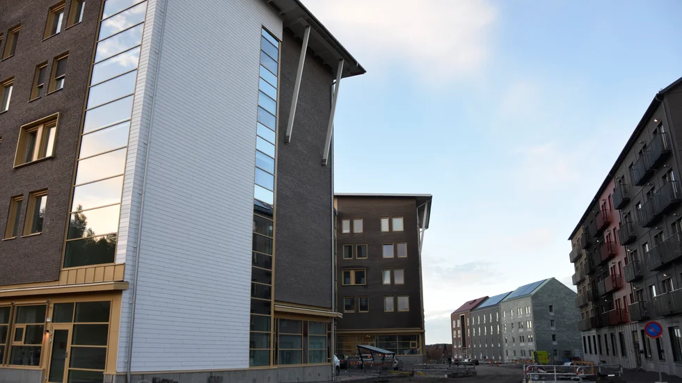 Hyreskostnaderna för Luleå kommun för fastigheter där vård- och omsorgsboenden inryms ökar dramatiskt. I Kronandalen finns en av dessa fastigheter som nu driver på utgifterna.