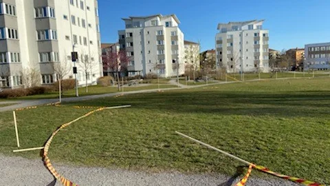 Tidigt på fredagsmorgonen såg det ut såhär i Ekonomikumparken.