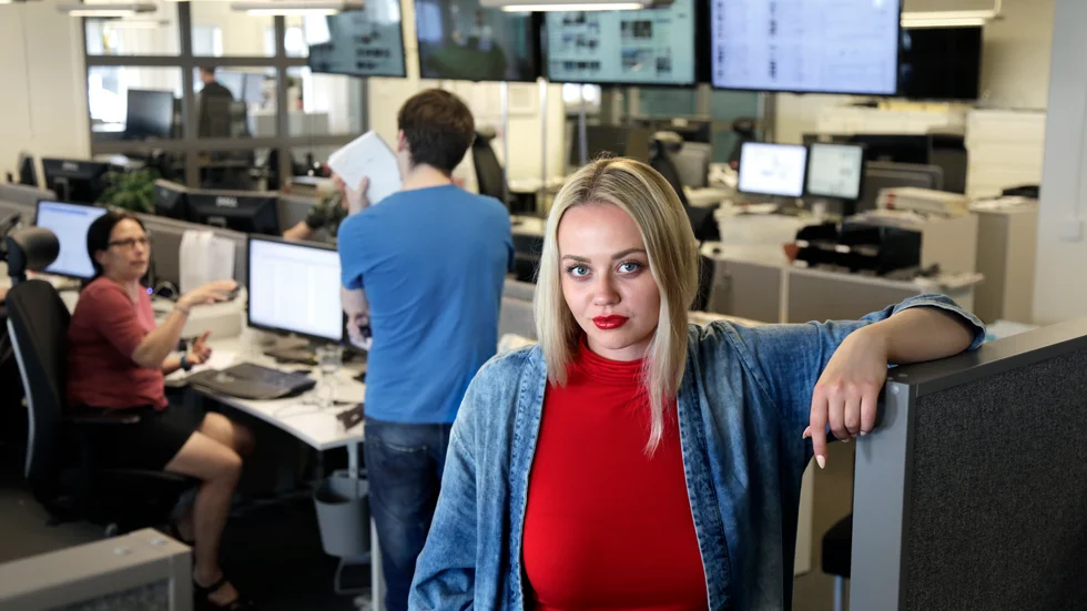Foto från Kata Nilssons första arbetsdag som Piteå-Tidningens politiska redaktör.