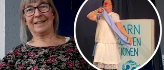 Karin är Nyköpingsclownen som lär barn om deras rättigheter: "De har ofta kloka synpunkter"