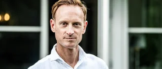 Caspar Opitz är en av svensk medias mäktigaste: "Har varit som knark" • Sommarbor i Loftahammar