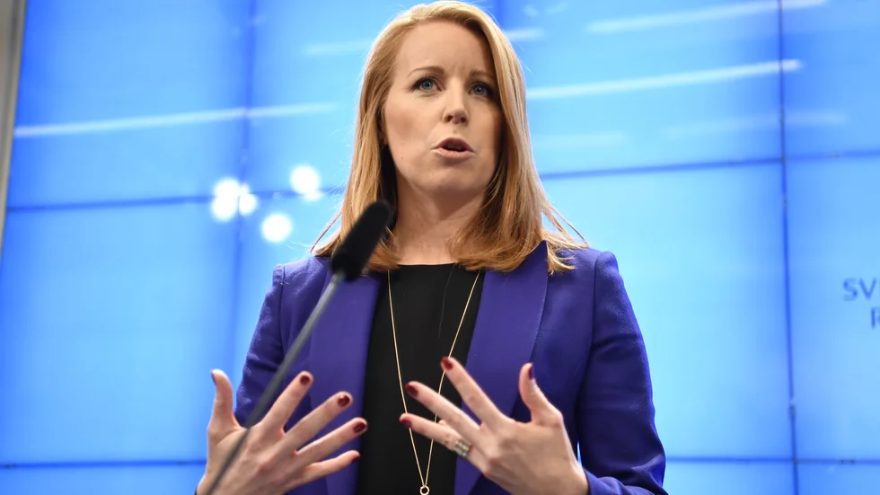 Centerpartiet låter Löfven bli statsminister givet att frihetliga reformer genomförs. Det är en pragmatisk hållning i den parlamentariska krisen.