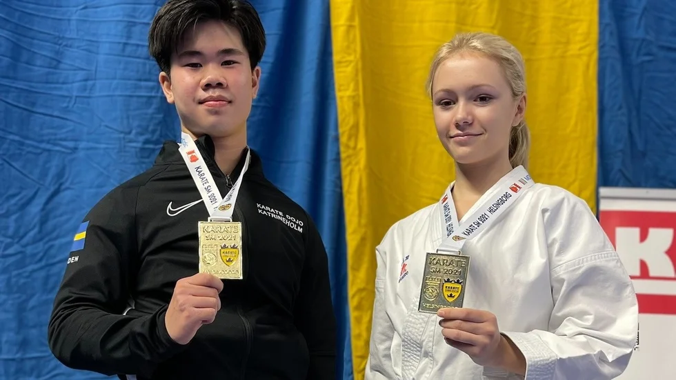 Anthony Vu och Tuva Westlund gjorde båda SM-debut - och fick lämna mästerskapet i Helsingbord med varsitt guld.