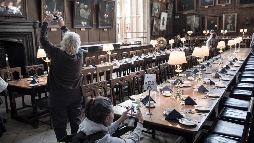 Var ligger egentligen Hogwarts skola? På bilden syns den stora matsalen på Christ Church college i Oxford, som stod som modell för matsalen i Harry Potter-filmerna. Arkivbild.