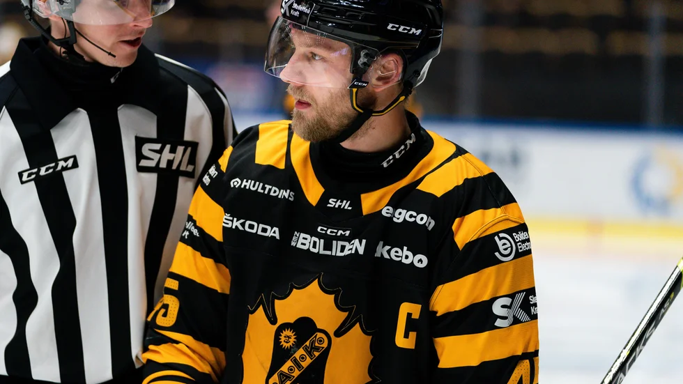 ”Det skulle vara smickrande att få frågan, såklart”, säger Oscar Möller om landslaget.