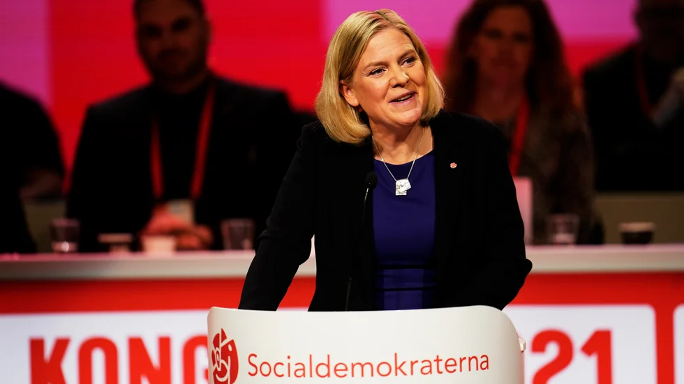 Nyvalda partiledaren Magdalena Andersson höll ett nästan 50 minuter långt knallrött installationstal.