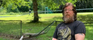 Jax hade precis gått nedanför trädet – då föll stora grenen ner: "Det har varit dåligt i minst fem år"