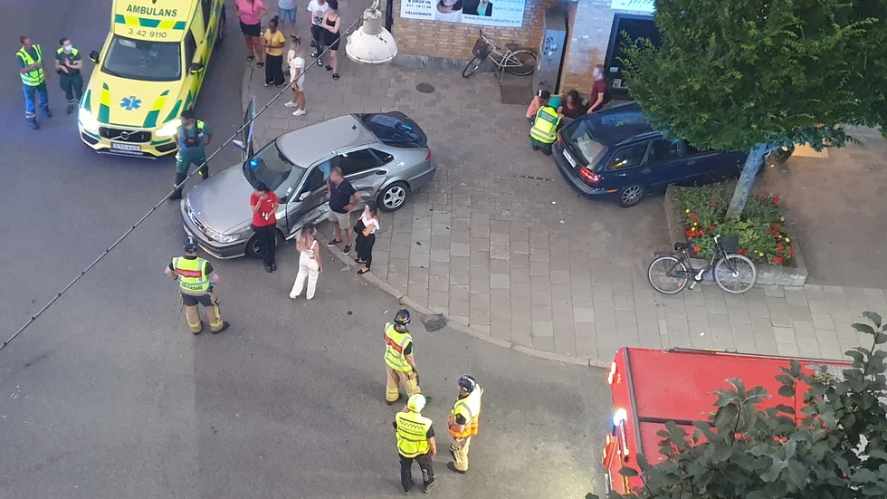 Olyckan inträffade strax innan klockan 22 på torsdagskvällen.