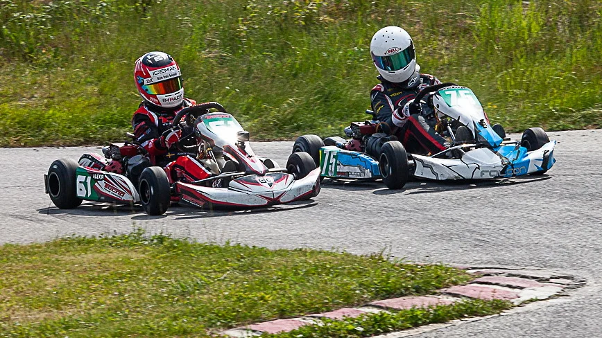Alexia Danielsson och William Eriksson kör in på en andraplats och William blir fyra./Foto: Kyoo Vistisen 