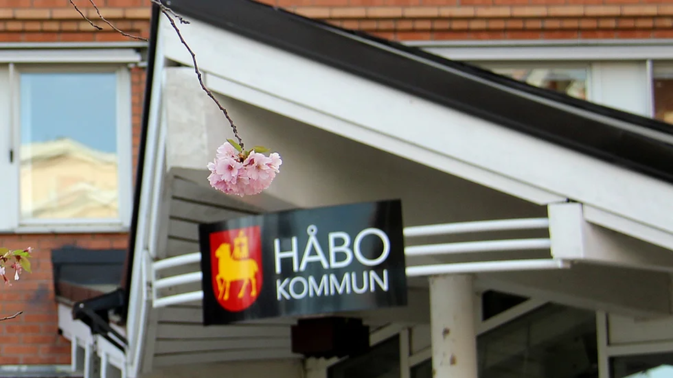 Arbetsmiljöverket hotar Håbo kommun med 200 000 kronor i böter.