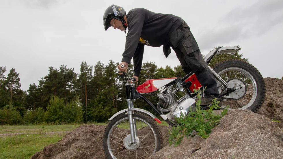 Lennart “Fränne” Frännesjö, Väskinde har verkligen fastnat för trial.