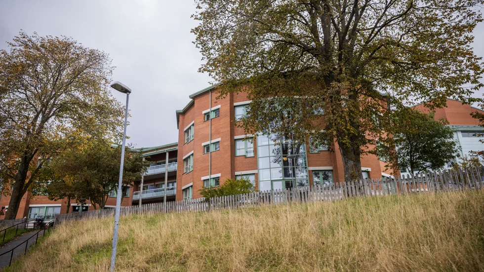 "De så kallade havspaviljongerna bör vara på plats intill lasarettet inom det närmaste året, för att frigöra plats för bland annat akutmottagningen."