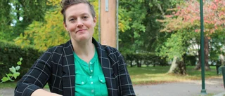 Hon lyfter fittan i ny samling: "Okunskapen kring fittan skapar onödigt lidande"