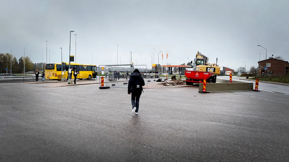 Arbetet med att rusta upp Alunda busstation har påbörjats.
