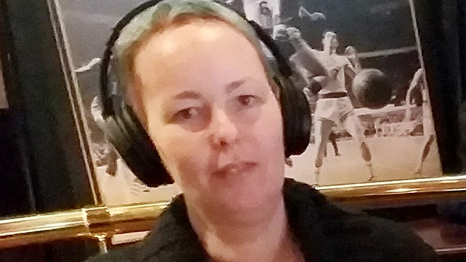  Linda Jonsson