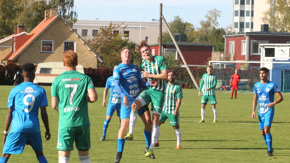 LSW-Zeros slutade 1-1 på Norra IP i förra årets tv-derby i den säsongens enkelserie i division 4. Nu på nationaldagen möts lagen igen på Z-parken. Stora förväntningar, men känslan i år störs av Zeros walk over i veckan.