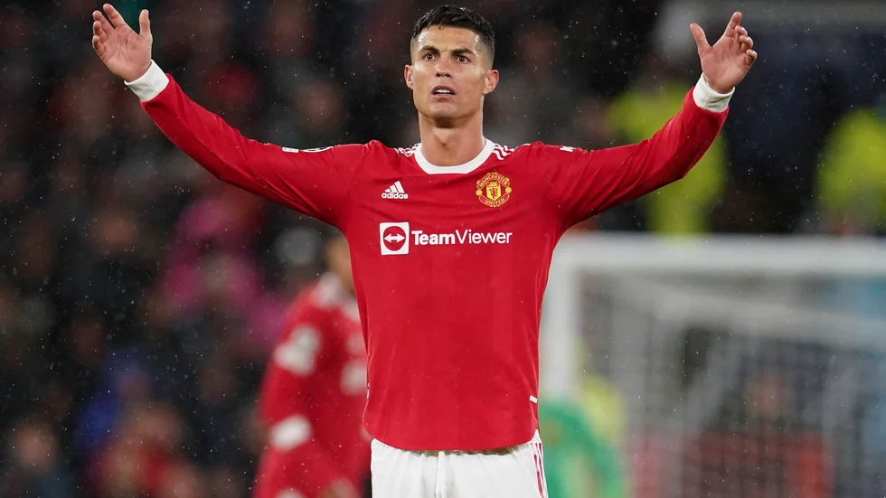 Cristiano Ronaldo räddade sitt Manchester United från ett nytt fiasko.
