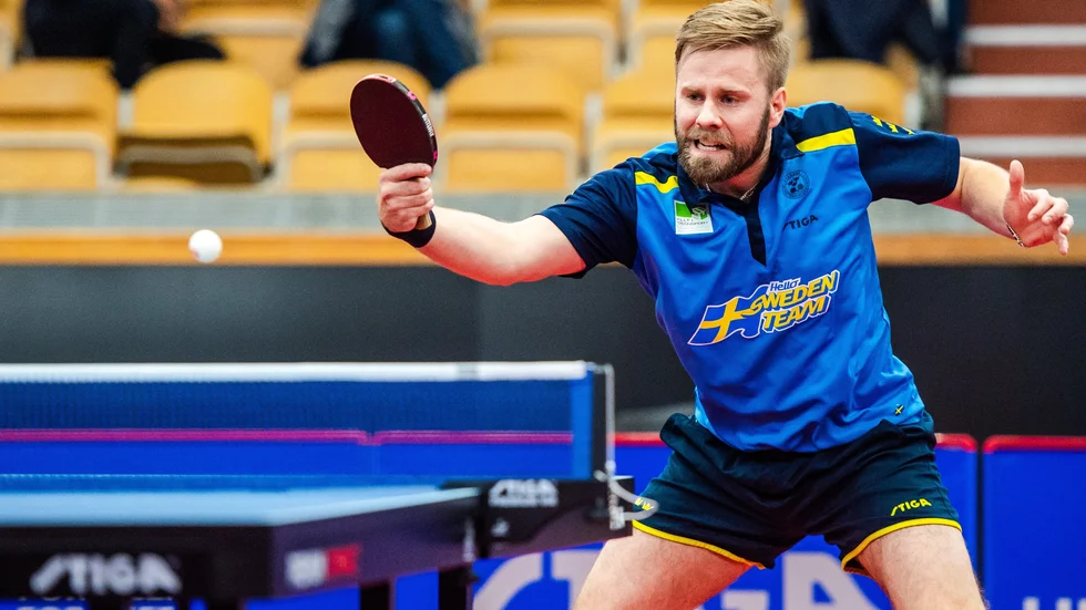 Norsjösonen Jon Persson i den blågula landslagströjan. 