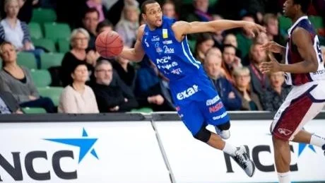 Henry Dugat svarade för en dubbel-dubbel i fredagens ligamatch mot Sundsvall.