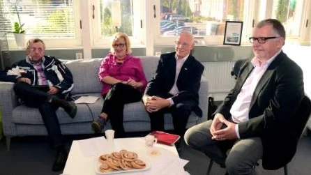TRÄFFUNKT. Samhällsbyggnadsnämndens ordförande Kurt Rosendahl (S), kommunalrådet Gunnel Simu (S), Kommunfullmäktiges ordförande Tryggve Kentää (S) och vice kommunalråd Bengt-Olov Innala (S) öppnar för en mer direkt dialog med medborgarna i Haparanda.