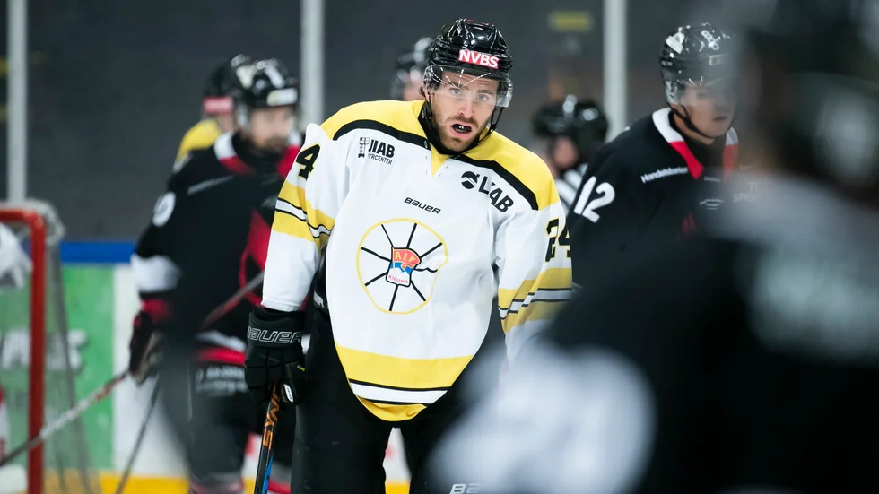 Davide Schiavone gjorde ett av målen i förlusten mot Örnsköldsvik.