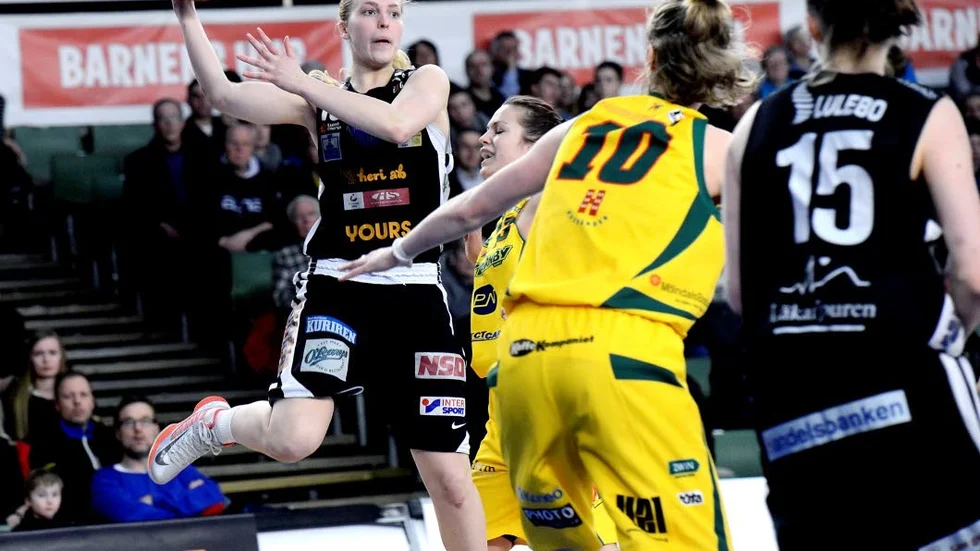 l Ellen Nyström.