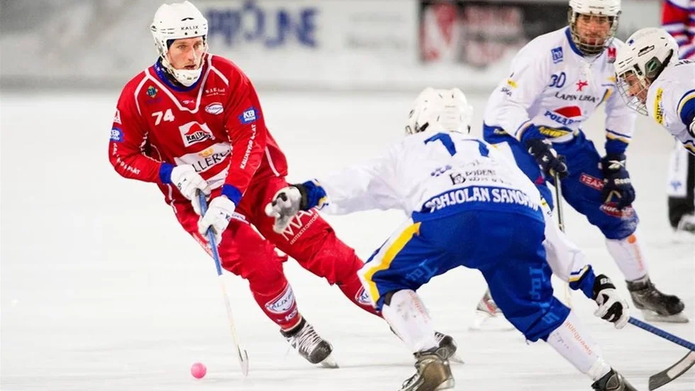 Offensiv. Erik Olovsson attackerar HT-försvaret.