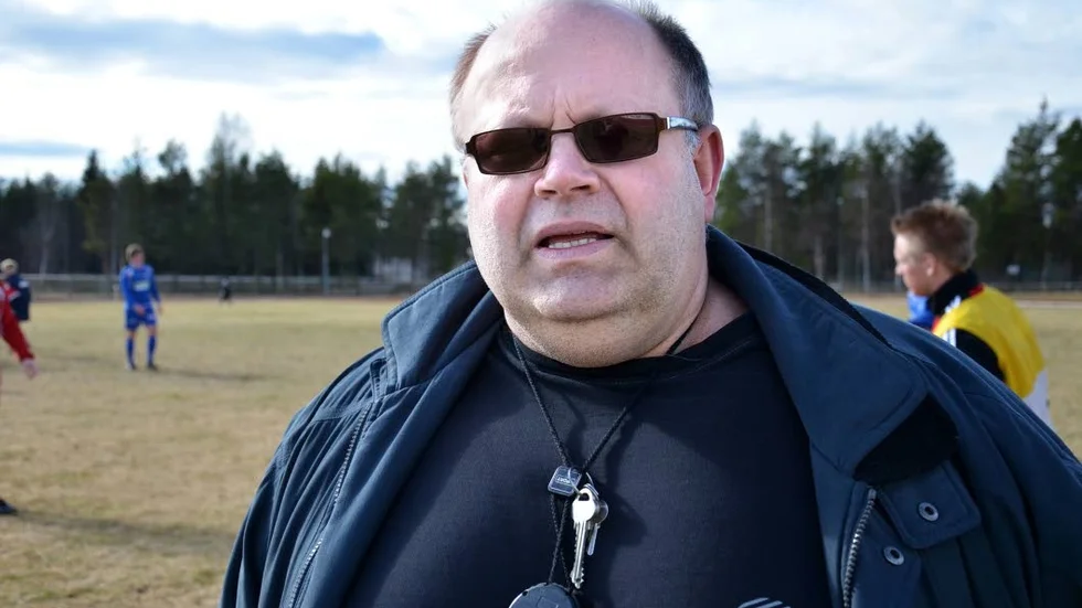 Peter Emanuelsson, tränare för ÖSK.