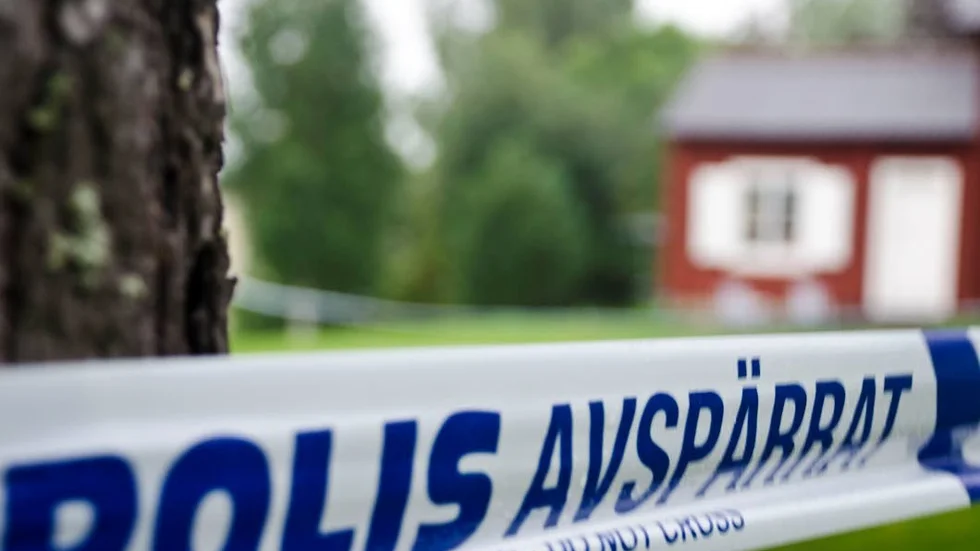 Polisen har spärrat av vissa delar av centrala Haparanda.