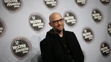 New Yorks elektronikaälskling Moby är aktuell med stillsamma albumet "Wait for me".