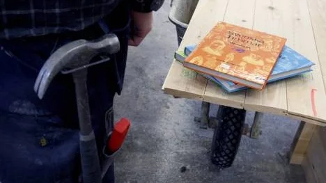 Om man ser till landet som helhet är eleverna på byggprogrammet bäst på att klara av sin utbildning på tre år, de fullföljer också i störst utsträckning den utbildning de påbörjat. Drygt 83 procent fick slutbetyg efter tre års studier och nästan alla avslutade en byggutbildning.